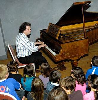 &copy;  RPI "Les Champis" 2010 | Reproduction interdite